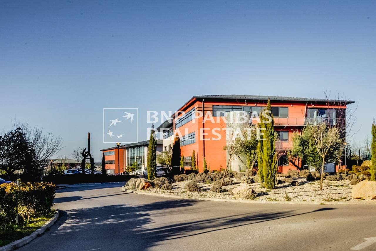 Bureau Aix-en-Provence 377m² Location bureau Aix-en-Provence Bouches-du-Rhône OLBUR2115061 3
